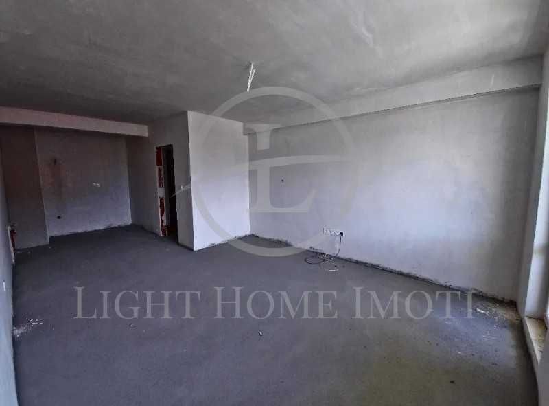 Продава се Двустаен апартамент в Пловдив, Христо Смирненски - 72 кв.м за 1250 €/кв.м - Снимка #1