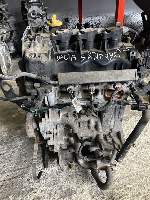 Dacia Sandero 1.2 i 2014 година Двигател