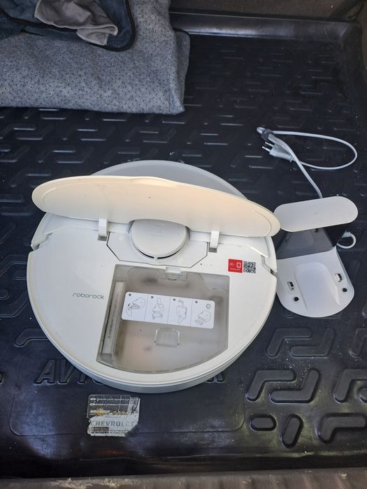 Робот пылесос ROBOROCK