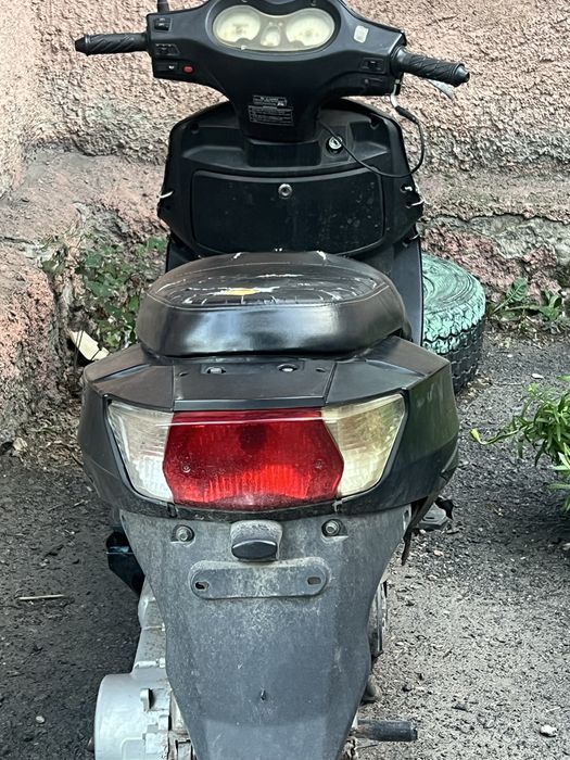 Продам скутер 150 кубов