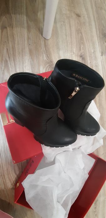 Продам обувь в отличном состоянии