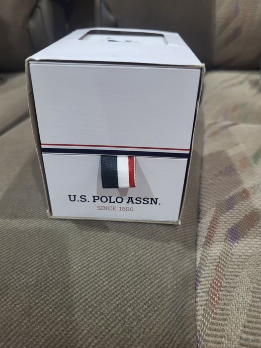 Часы polo Ralph  assn