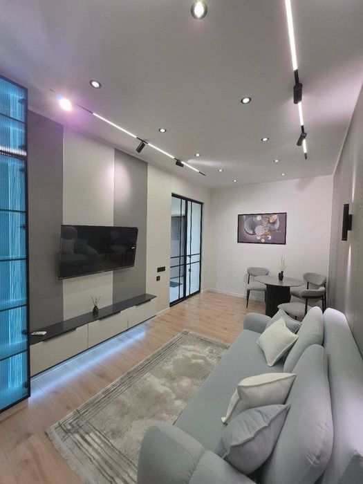 Срочно продается 3х ком кв-ра, ЖК Oz Makon, ор-р:Ул.Фергана Йули, 55м²