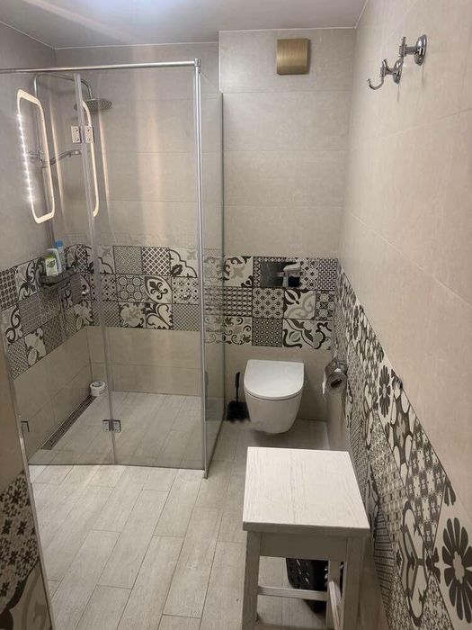 Тристаен апартамент под наем в центъра на София, 2218918