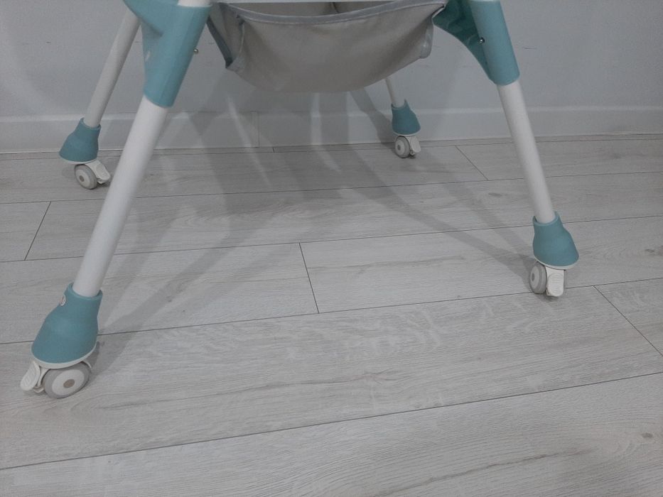 Детский стульчик для кормления