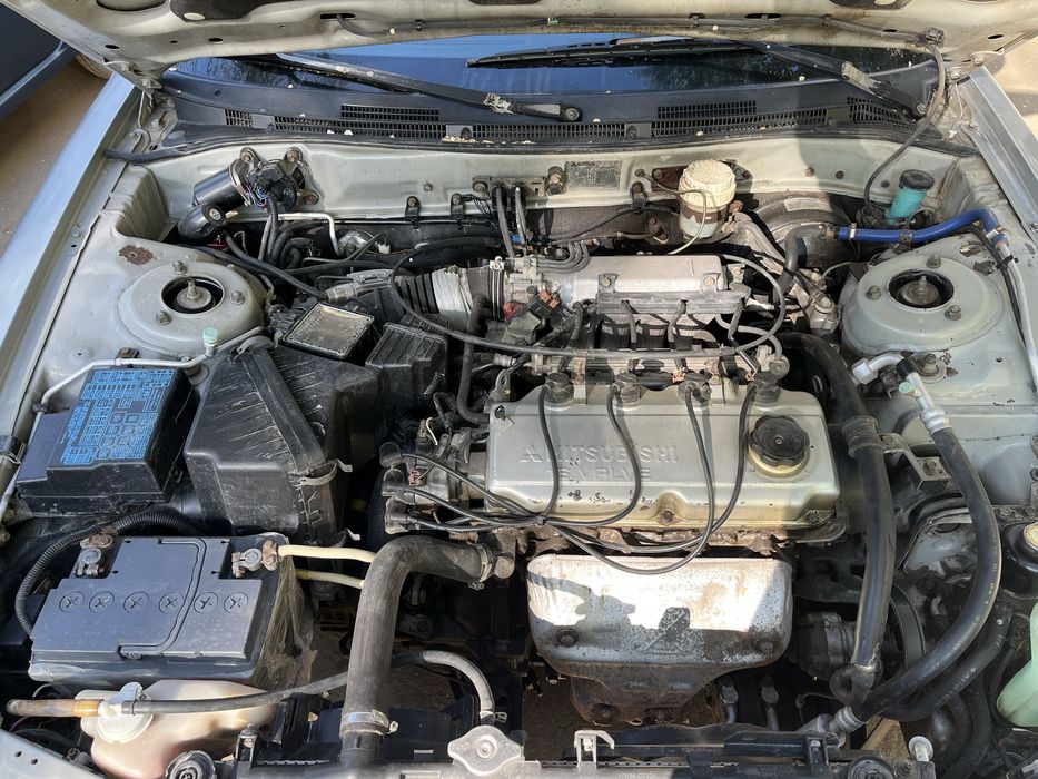 Mitsubishi Galant 1995.