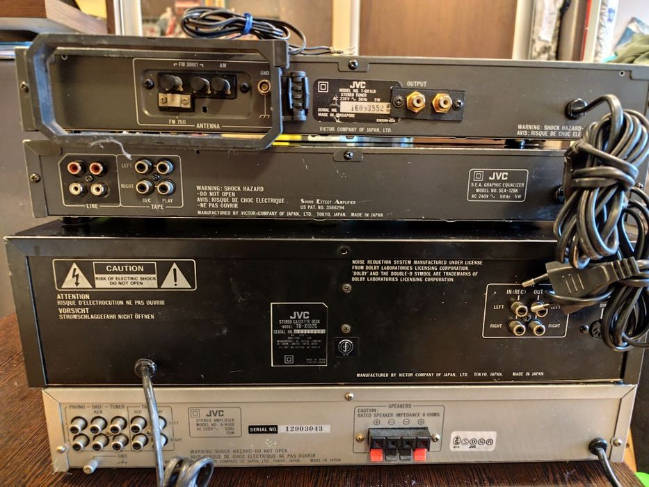 vînd linie jvc made in japan