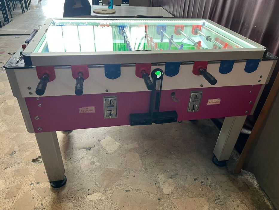 Атрактивна ел. джага, работеща

с € монети