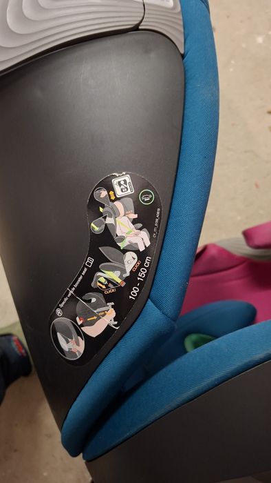 Scaun auto copii Cybex Solution S2 i-Fix (15-50 kg / 3-12 ani) – Roz și Albastru, Siguranță Maximă R129