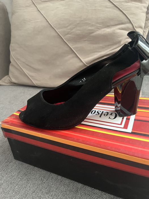 Проади туфли 1000 тг