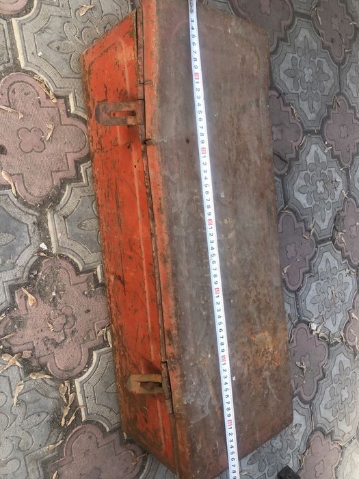 Ящик металлический