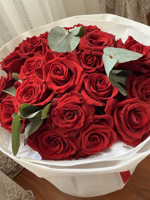 Букет роз 25 штук