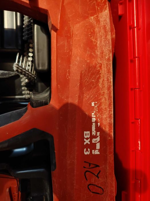 Продавам hilti bx3 в добро състояние