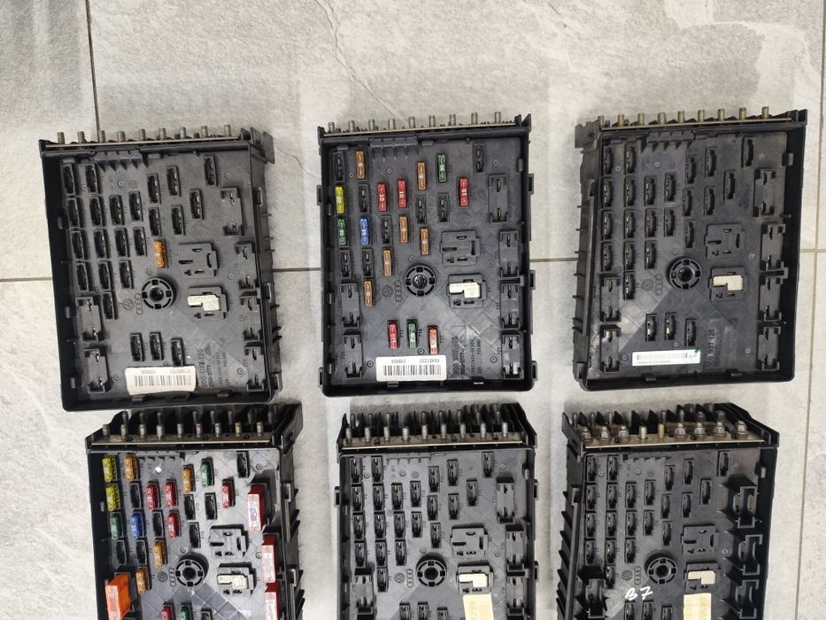 Panou siguranță Golf 5.passat  B6/B7. Touran. Caddy .Seta . Skoda.