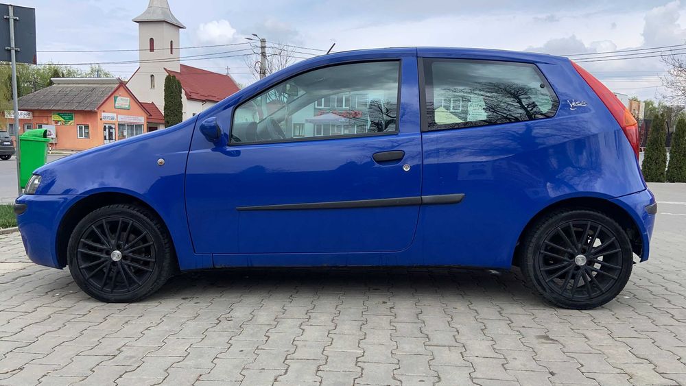 Fiat Punto 1.2 8v din 2002