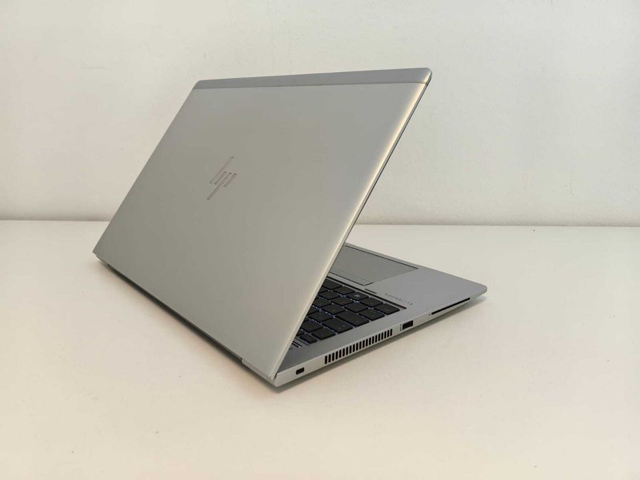 Laptop HP Elitebook i5 16gb SSD 15.6 FullHD ca NOU .GARANTIE 1 an