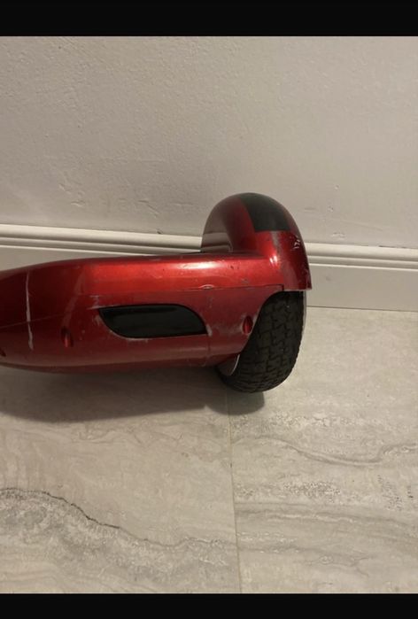 Hoverboard cu leduri la urcare