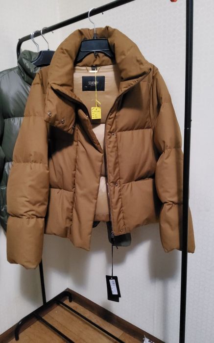 Продам новый женский пуховик