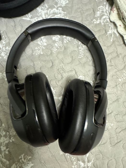 Jbl Tour One M2 почти неизползвани/като нови