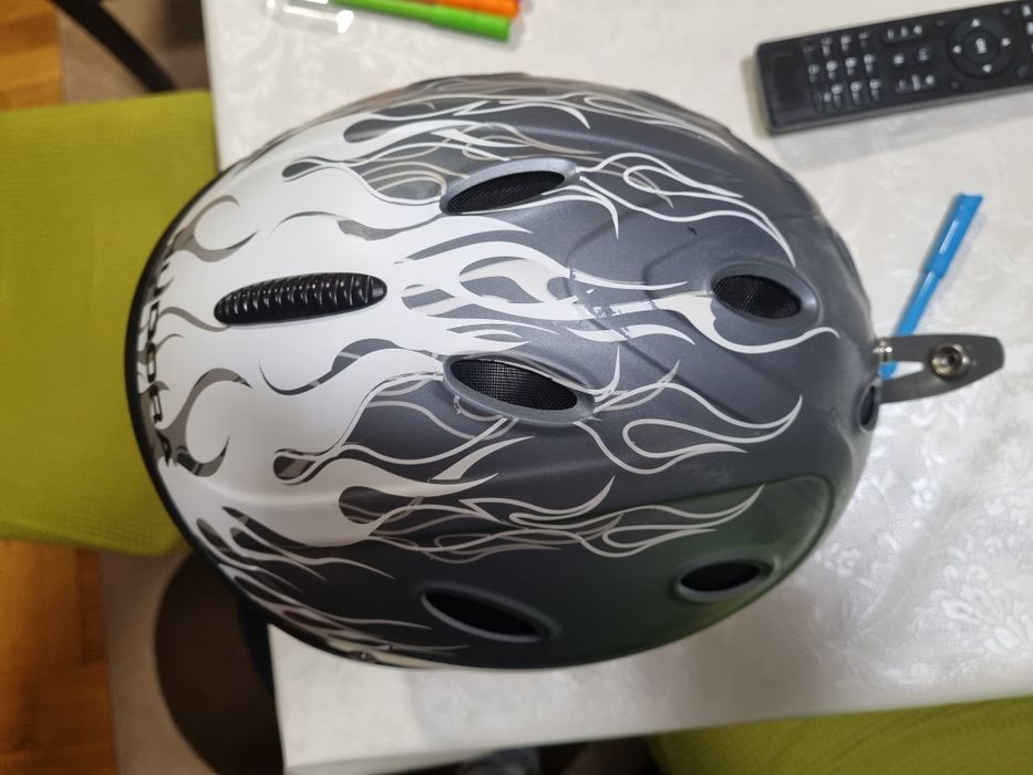 Ски каска HUDORA