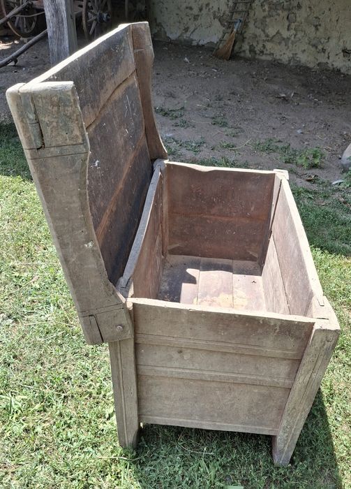 Старинни ракли скринове