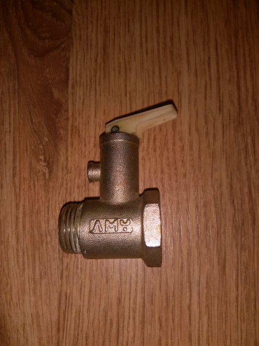 Diferite piese pentru boiler Ariston Velis 50 L