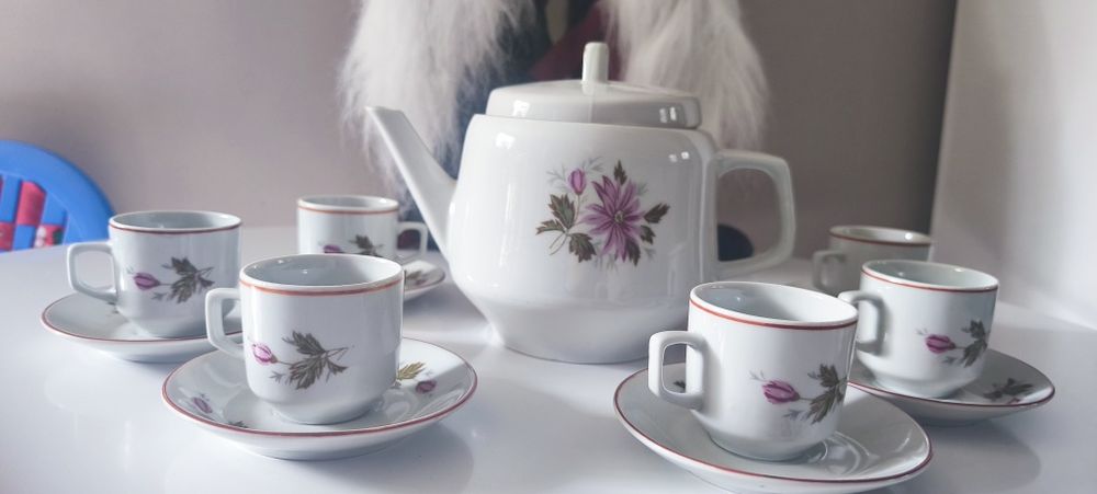 Сервиз за кафе с каничка ми