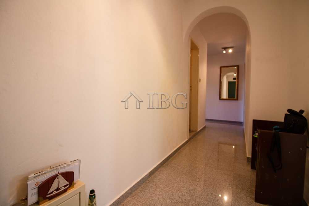 Продава се Тристаен апартамент в Русе, Център - 90 кв.м за 1400 €/кв.м - Снимка #3