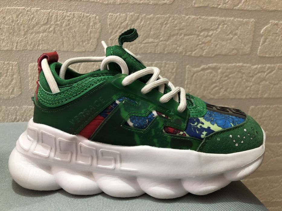 Adidasi Versace marimea 28