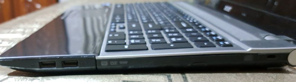 Noutbuk Acer V3-571G
