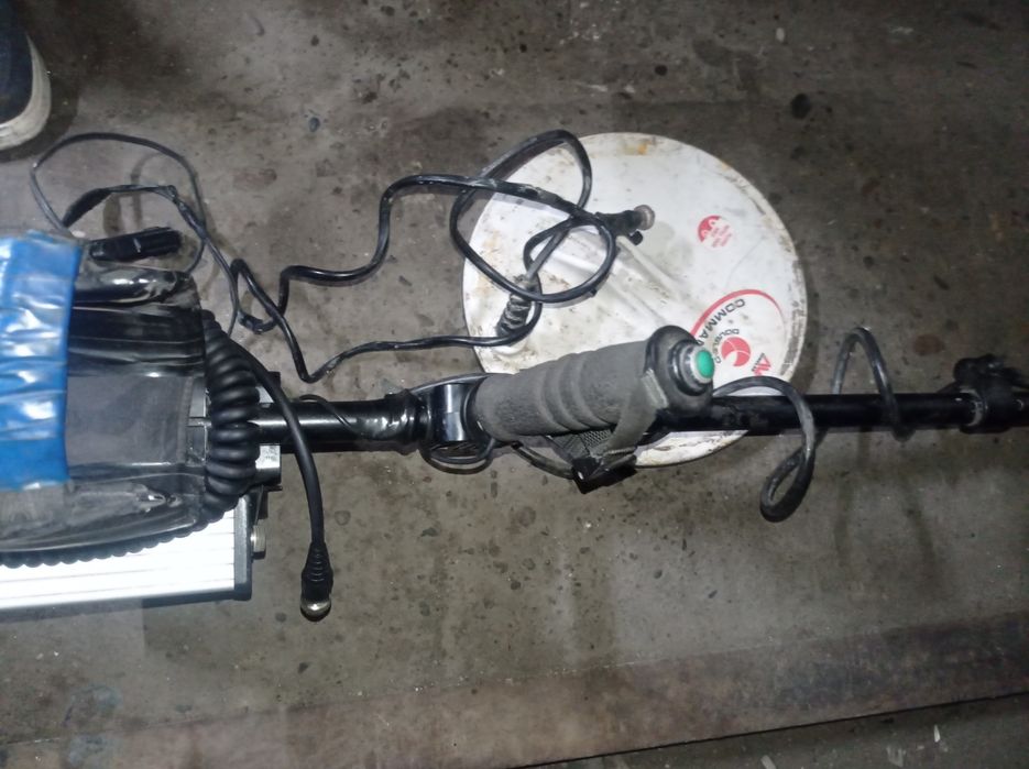 Продам металлоискатель срочно