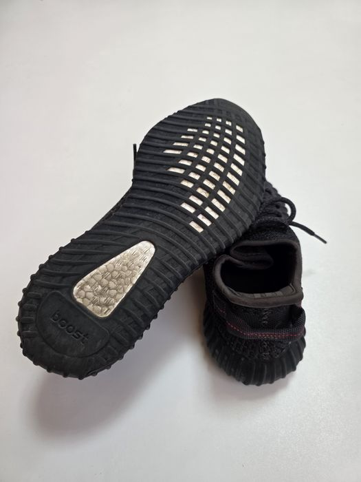 Adidas Yeezy Boost 41 1/3 de bărbați