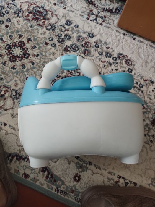 Детский  горшок.