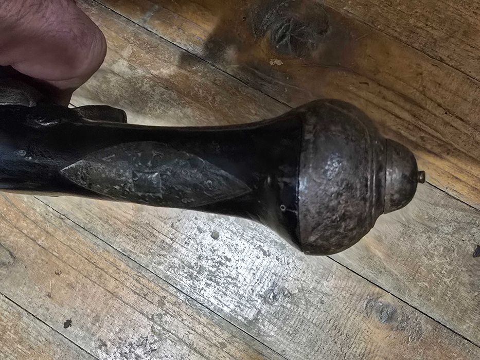 Античен кремъчен пистолет – ръчна изработка, 18–19 век
Цена: 2200 лв.