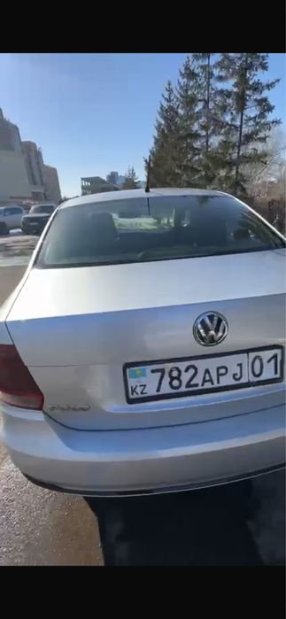 Прожам машину Поло 2016г