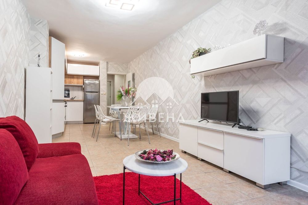 Дава се под наем Тристаен апартамент в Варна, Окръжна болница - 95 кв.м за 700 € - Снимка #4