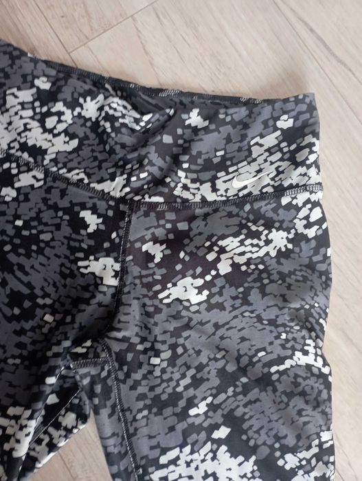 Клинове   Nike,S/XS  размер