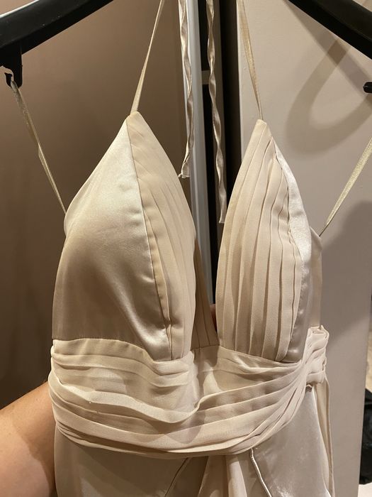 Ефирна коктейлна рокля