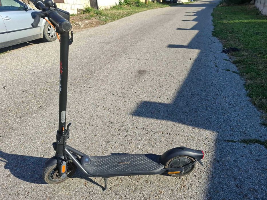 Тротинетка електрическа NINEBOT F2 PLUS