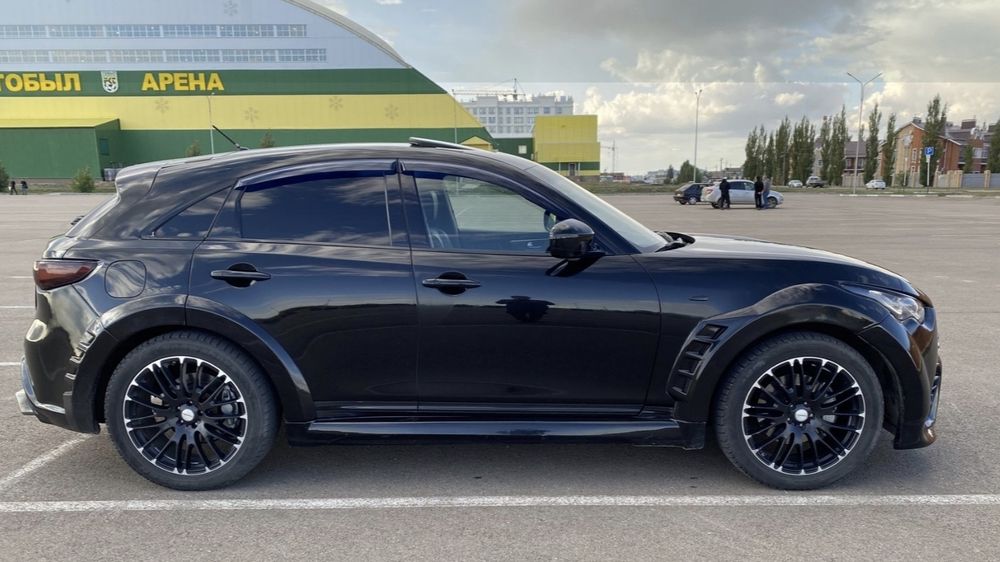Infinity FX50 sport S51