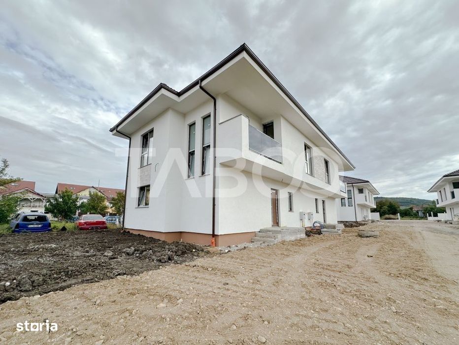 De vanzare unitate de duplex semifinisat zona Muzeul Apei Floresti