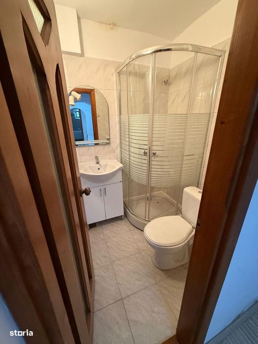 Apartament cu 4 camere decomandate, Obcini