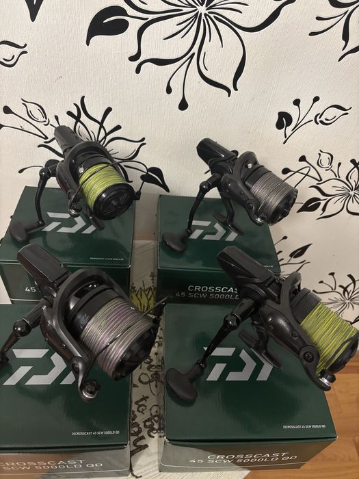 Set 4 mulinete daiwa crosscast 45 scw 5000ld qd