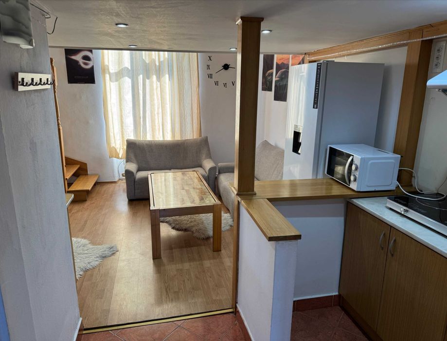Apartament cu o camera+mansarda de iinchiriat
