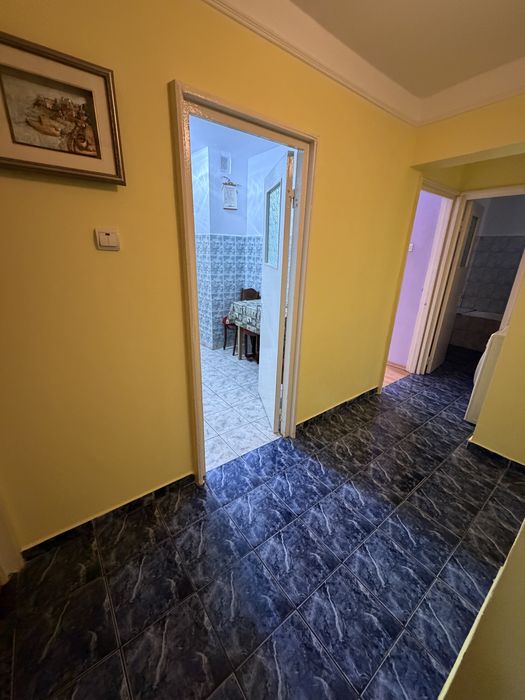 Etaj 1, aprtm 2 camere, Radu Negru, langa Piata