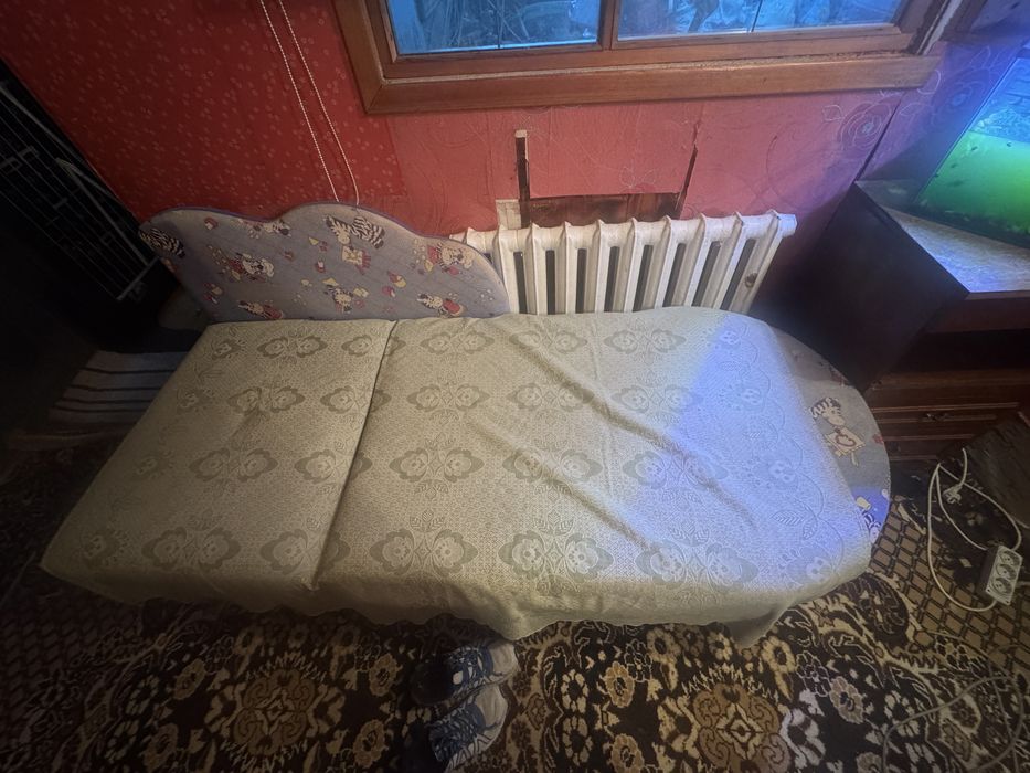 Детская кровать в хорошем состоянии