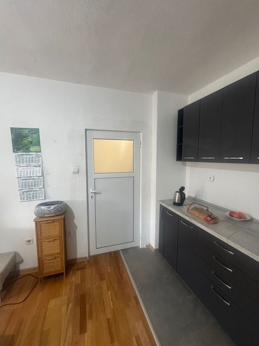 Продава се Двустаен апартамент в Асеновград - 50 кв.м за 765 €/кв.м - Снимка #3