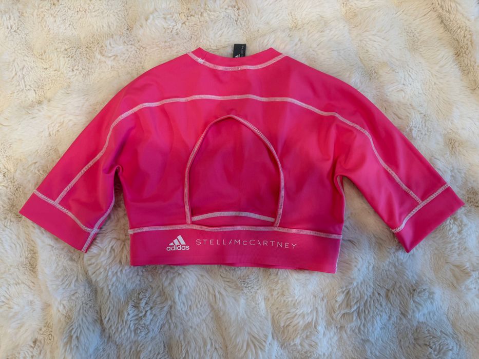 Оригинално късо спортно горнище Adidas by Stella McCartney.