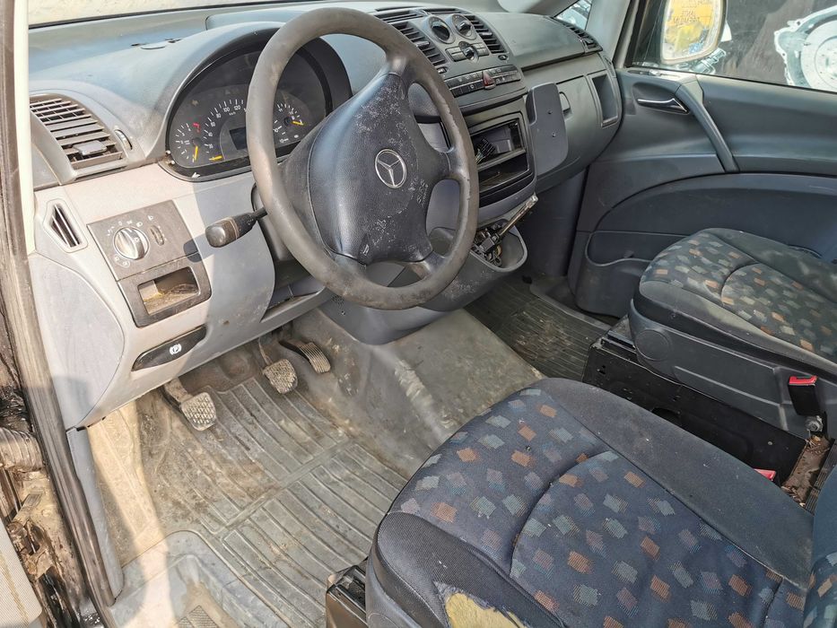 Dezmembrez Vito/Viano 639 2.2 CDI Far/Bara/Capota/Haion/Motor/Cutie
