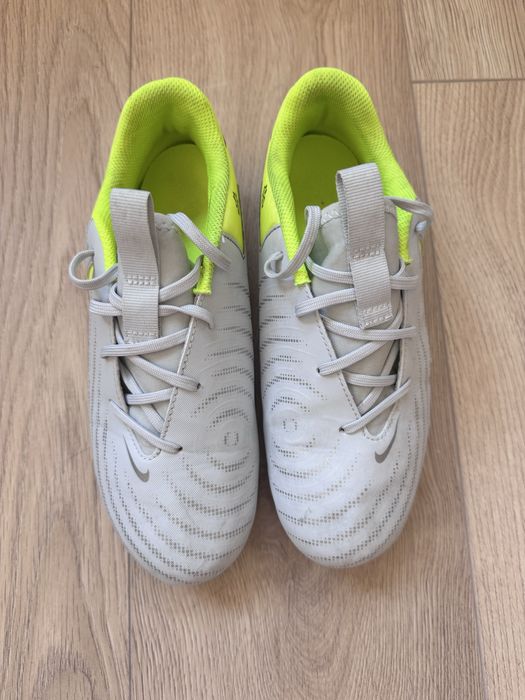 Ghete fotbal Nike, marimea 36.5